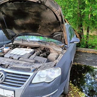 Замена аккумулятора на Volkswagen Passat B6 2005 - 2010 2.0d (122 л.с.) Замена аккумулятора на Volkswagen Passat B6 2005 - 2010 2.0d (122 л.с.)